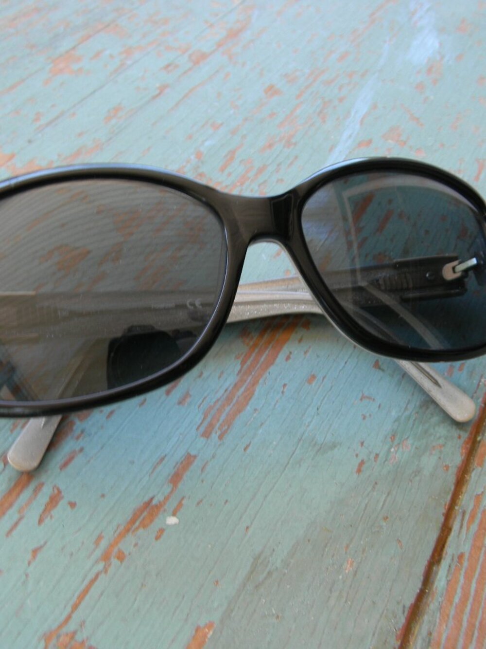 KATE SPADE BLACK SPECTATOR SUNGLASSES